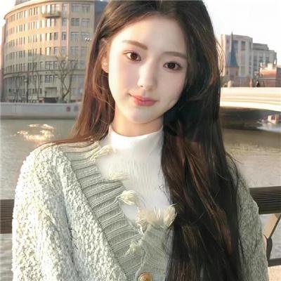 幸运兔精灵海报